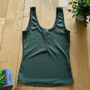 Urban Heritage medium size green tank top with zipper